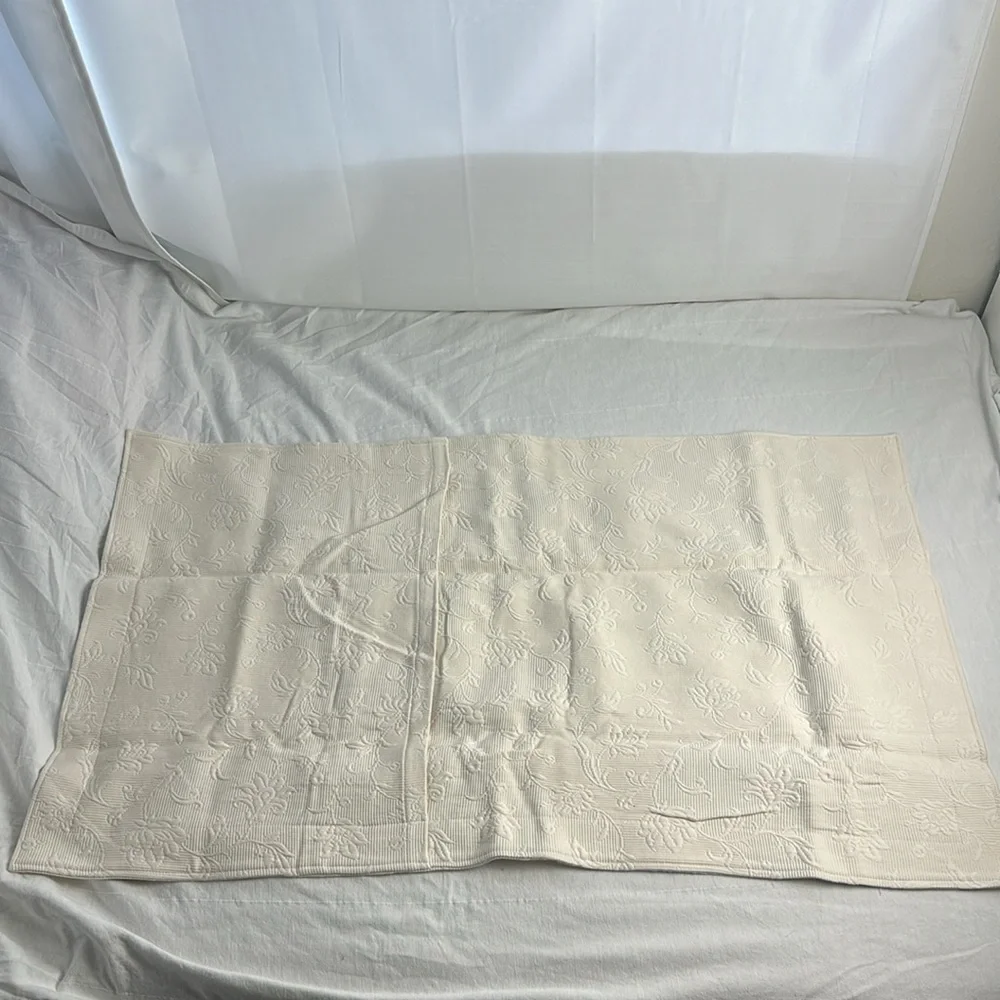 Restoration Hardware pillowcase (5)